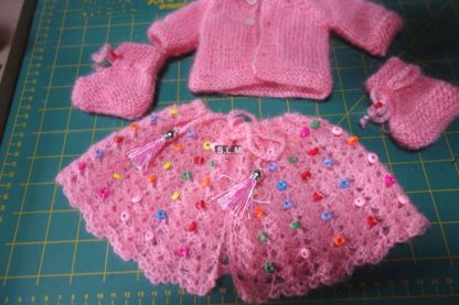 PREEMIE SET : JACKET, HAT, SKIRT, BOOTEES AND HEADBAND - Image 5
