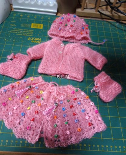 PREEMIE SET : JACKET, HAT, SKIRT, BOOTEES AND HEADBAND