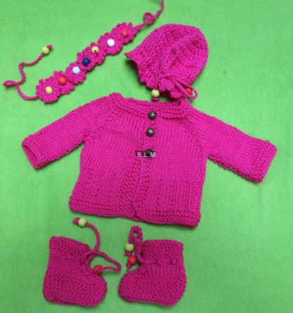 SET : bootees, jacket, hat, headband