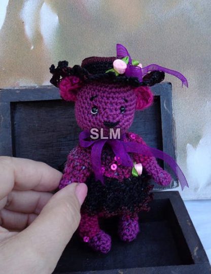 MADAME ELEGANTE  -crochet bear - Image 9