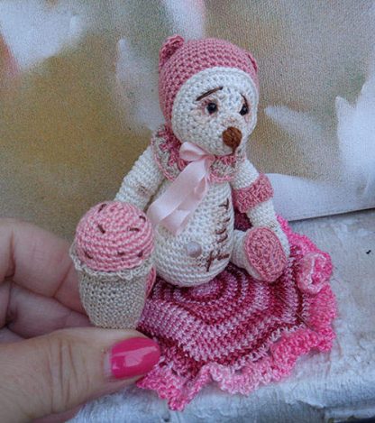 LITTLE one with Ice-cream - Image 5