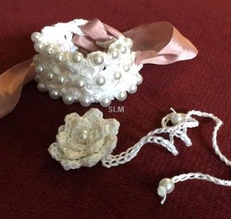 WHITE crochet bracelet with pearls + flower head band