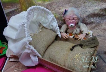 BEESLEY ELF - adopted  UK - - Image 35