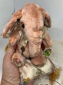 ELEPHANT 1